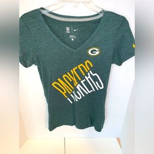 Nike Green Bay Packer T-Shirt - NWOT
